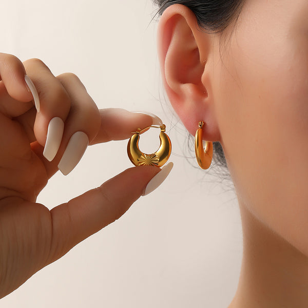 Stainless Steel Circle Brinson's Flower Stud Earrings
