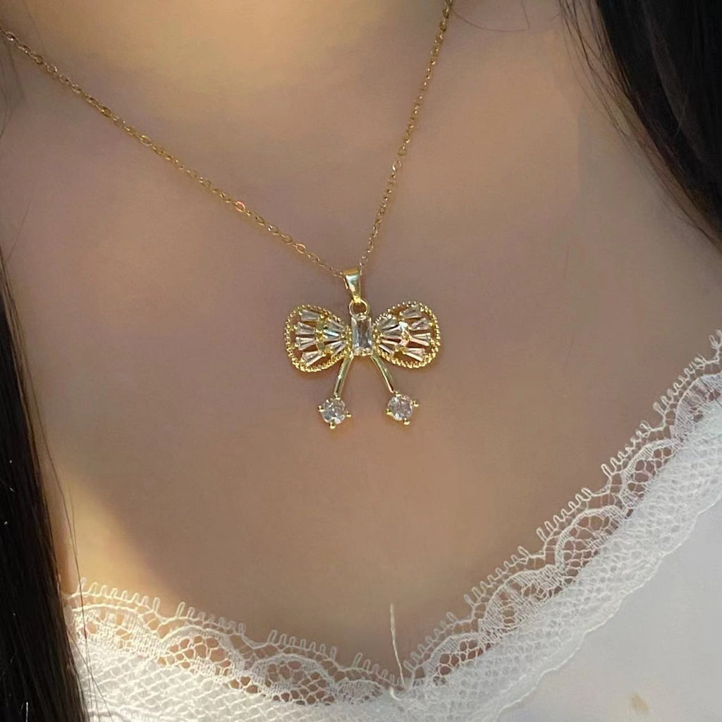 Sweet Bowknot Zircon Pendant Necklace