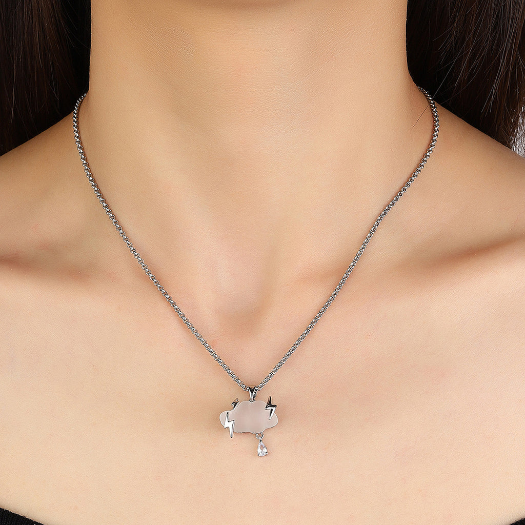 Exquisite Inner White Cloud Necklace