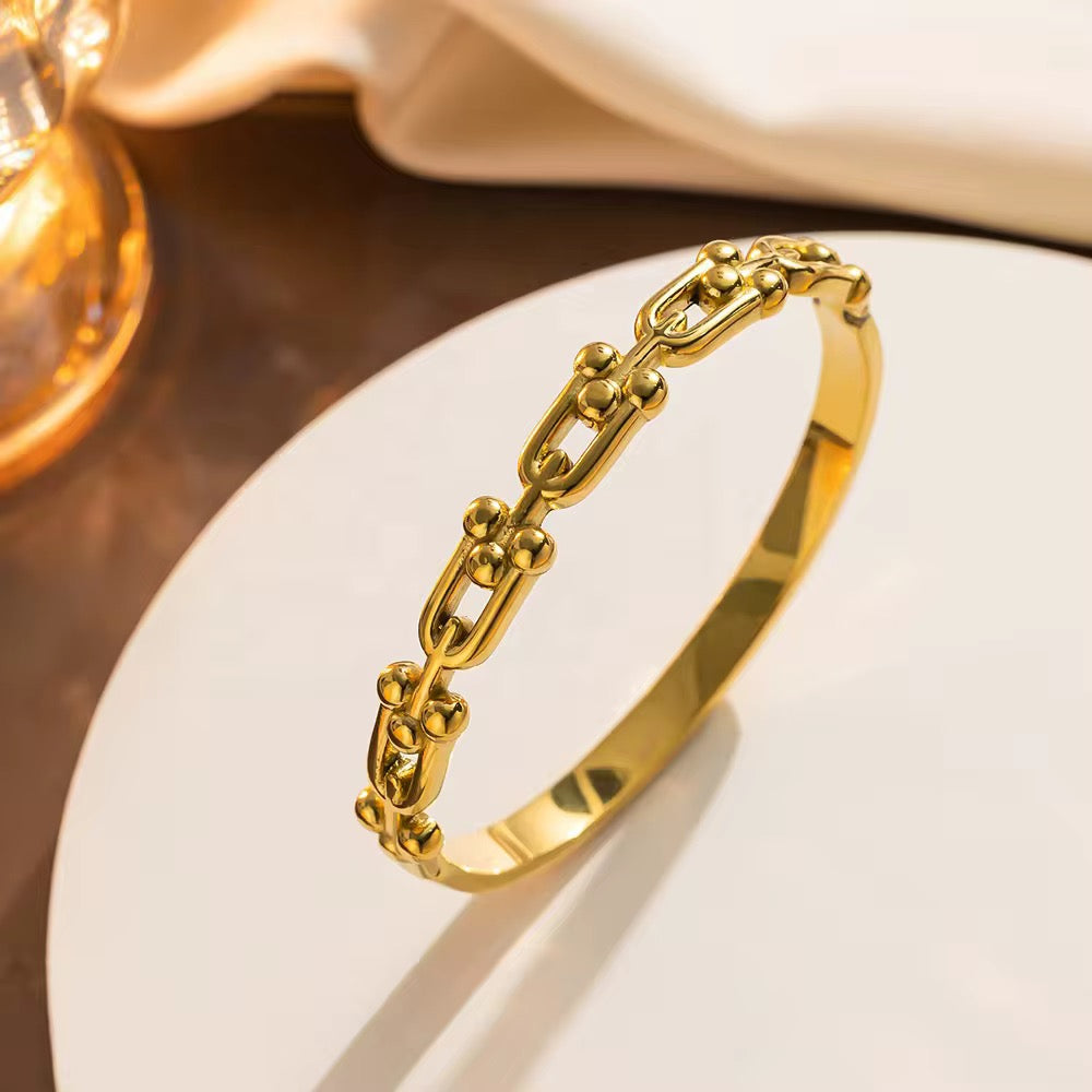 Stainless Steel Simple U Shaped Horseshoe Bracelet