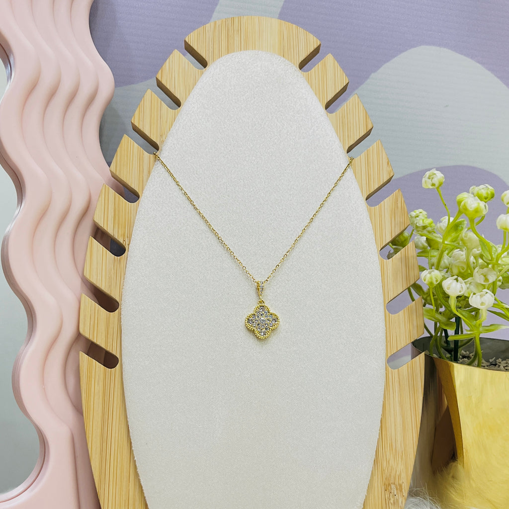 Stainless Steel 4 Clover Zircon Flower Pendant Necklace