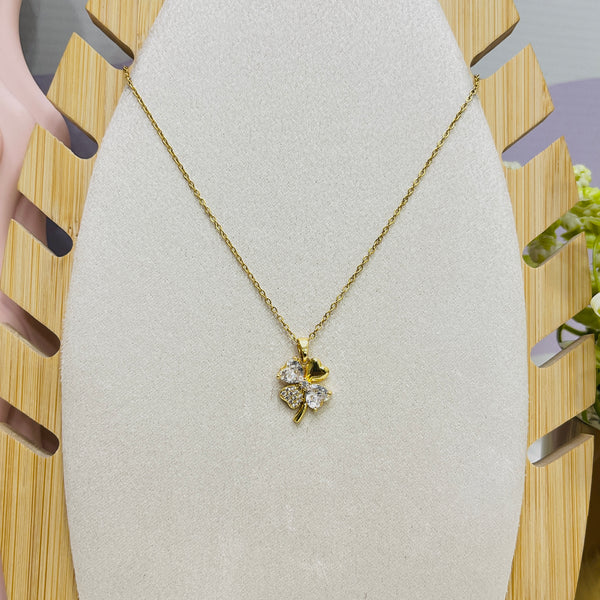 Stainless Steel Zircon 4 Heart Flower Pendant Necklace