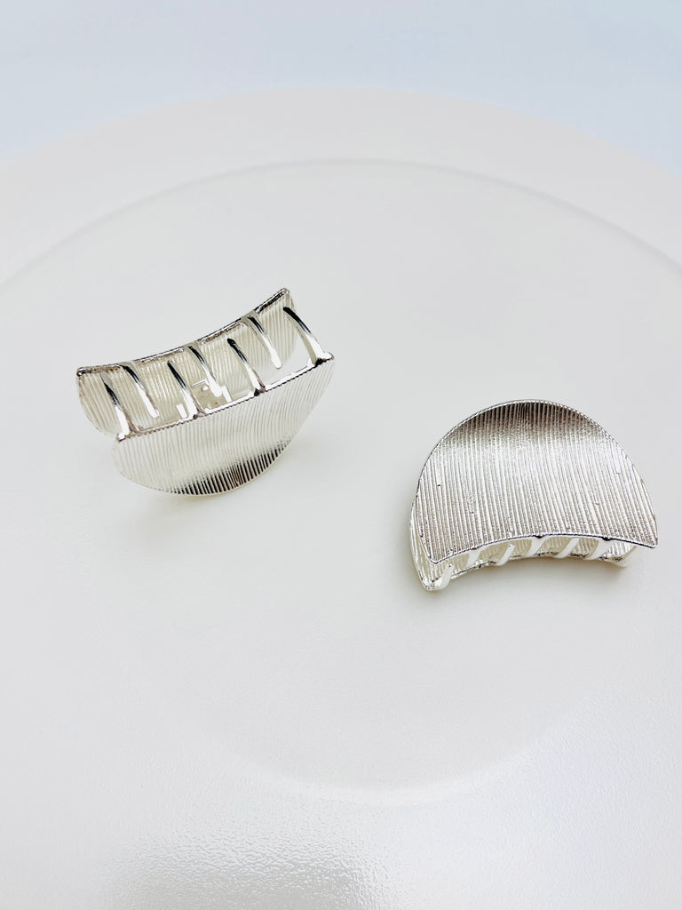 Geometric Hollow Metal Hair Mini Claw Catcher