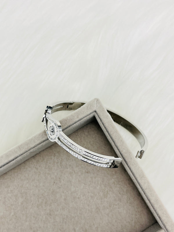 Stainless Steel Star & Flower Silver Bracelet