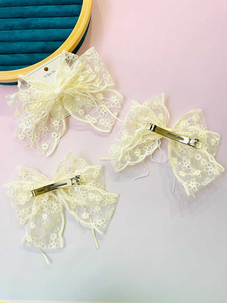 Cute Pearl Design Hair Bow Clip